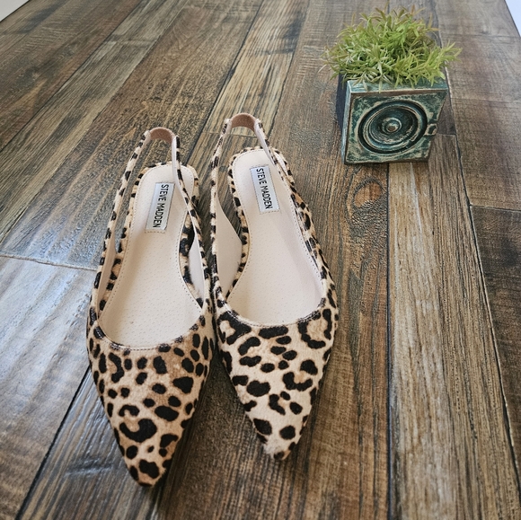 Steve Madden Real Cow Fur Leopard Print Women's Flats. Size 6. - Picture 2 of 8